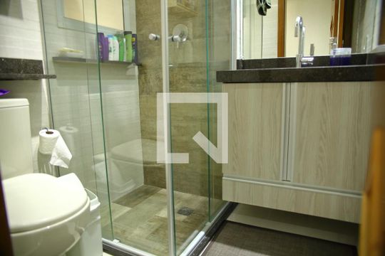 Banheiro da Suíte de apartamento à venda com 2 quartos, 72m² em Nova Petrópolis, São Bernardo do Campo