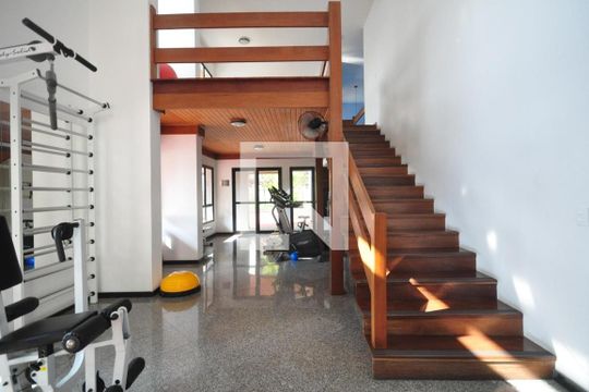 Academia de apartamento à venda com 3 quartos, 186m² em Vila Suzana, São Paulo