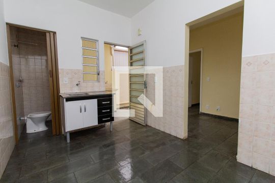 Cozinha de casa para alugar com 1 quarto, 50m² em Parque Boturussu, São Paulo