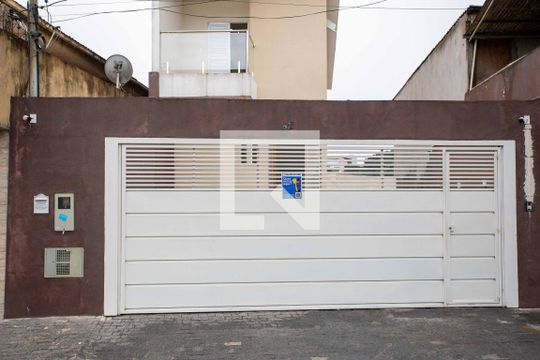 Fachada de casa à venda com 3 quartos, 310m² em Conceição, Diadema