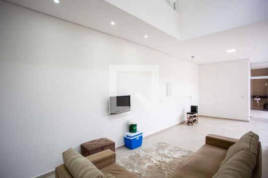 Salão Social de casa à venda com 3 quartos, 310m² em Conceição, Diadema