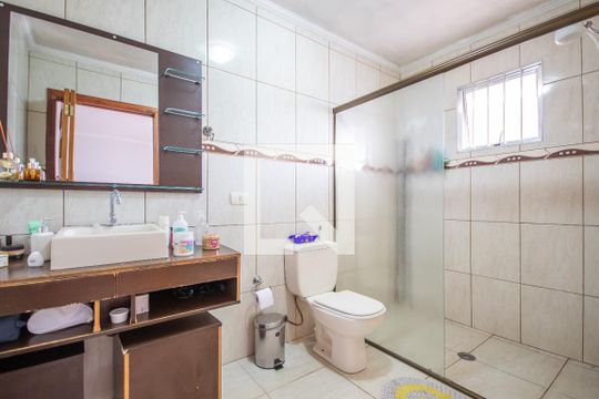 Banheiro da Suíte 1 de casa para alugar com 4 quartos, 225m² em Cidade das Flores, Osasco
