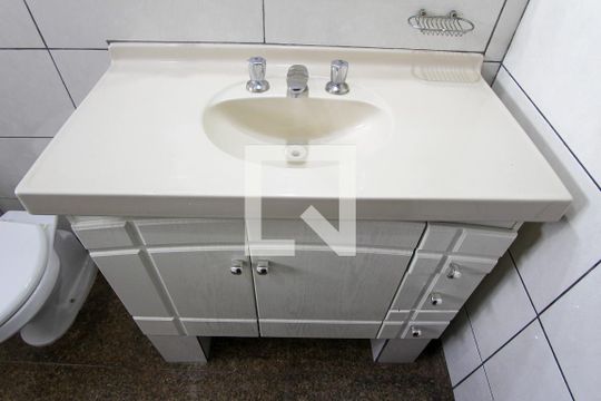 Banheiro 1 de casa à venda com 6 quartos, 400m² em Vila Lucia, São Paulo