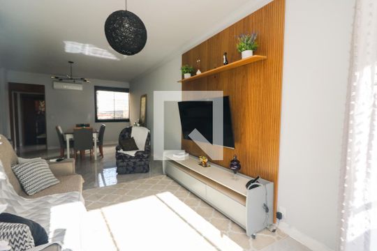 Sala 1 de apartamento para alugar com 3 quartos, 135m² em Centro Histórico, Porto Alegre