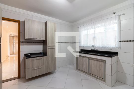 Cozinha de casa para alugar com 3 quartos, 197m² em Jardim Franca, São Paulo