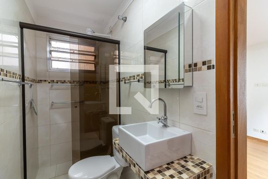 Banheiro da Suíte de casa para alugar com 3 quartos, 197m² em Jardim Franca, São Paulo