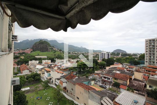 Vista de apartamento à venda com 2 quartos, 50m² em Pechincha, Rio de Janeiro