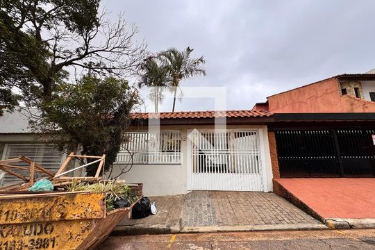 Fachada de casa à venda com 3 quartos, 157m² em Vila Sao Pedro, Santo André
