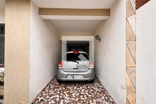 Garagem de casa à venda com 3 quartos, 157m² em Vila Sao Pedro, Santo André