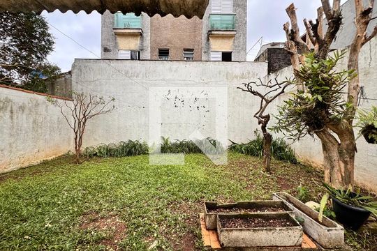 Quintal de casa à venda com 3 quartos, 157m² em Vila Sao Pedro, Santo André