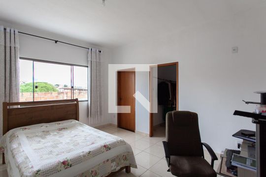 Suíte de casa à venda com 3 quartos, 380m² em Jaqueline, Belo Horizonte