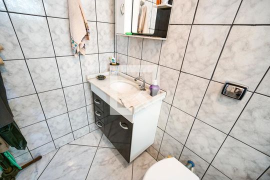 Pia de casa à venda com 4 quartos, 137m² em Vila Aricanduva, São Paulo