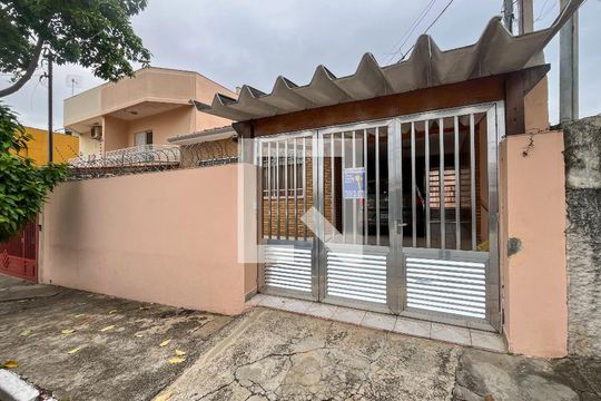 Fachada de casa à venda com 3 quartos, 156m² em Jardim Monjolo, São Paulo