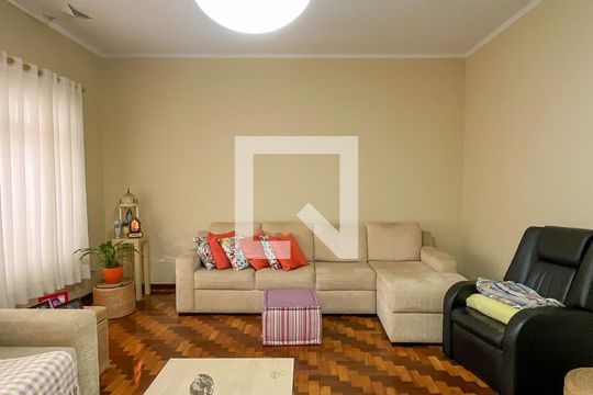Sala de casa à venda com 3 quartos, 156m² em Jardim Monjolo, São Paulo
