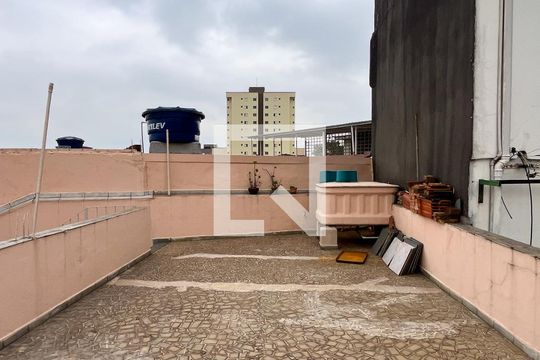 Laje de casa à venda com 3 quartos, 156m² em Jardim Monjolo, São Paulo