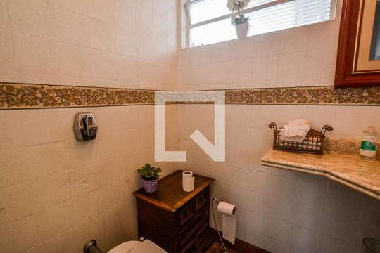 Lavabo de casa à venda com 3 quartos, 308m² em Jardim, Santo André