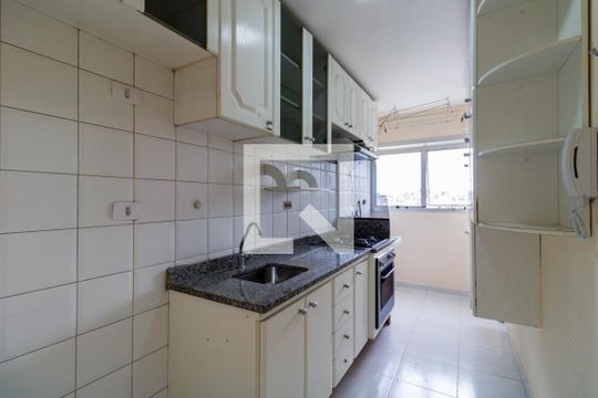 Cozinha de apartamento para alugar com 2 quartos, 55m² em Chacara Nossa Senhora do Bom Conselho, São Paulo