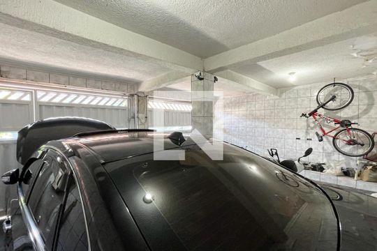 Garagem de casa à venda com 2 quartos, 125m² em Bairro dos Casa, São Bernardo do Campo
