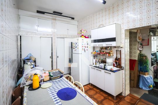 Casa 1: Cozinha de casa à venda com 5 quartos, 190m² em Bosque da Saúde, São Paulo