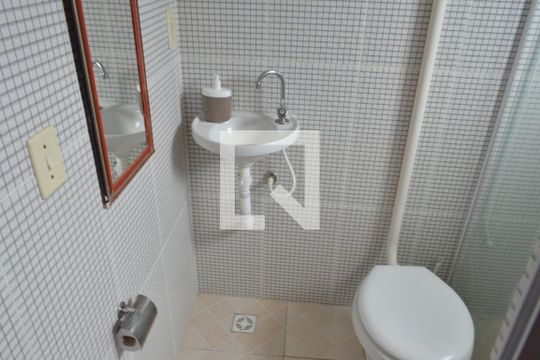 Banheiro da Suíte de casa à venda com 2 quartos, 100m² em Gardênia Azul, Rio de Janeiro