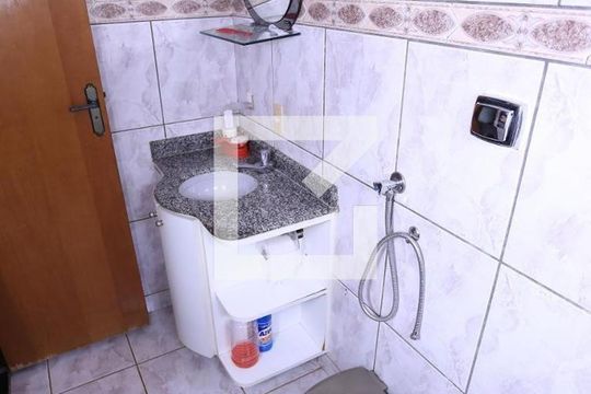 Banheiro do Quarto de casa à venda com 3 quartos, 245m² em Setor Habitacional Arniqueira (Águas Claras), Brasília