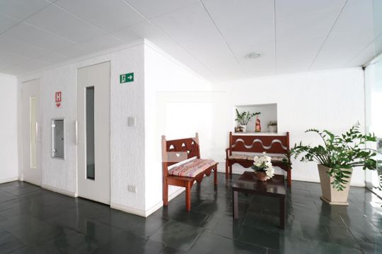 Hall de apartamento para alugar com 3 quartos, 118m² em Pompeia, São Paulo