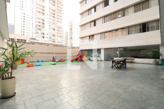 Área comum - Playground de apartamento para alugar com 3 quartos, 118m² em Pompeia, São Paulo