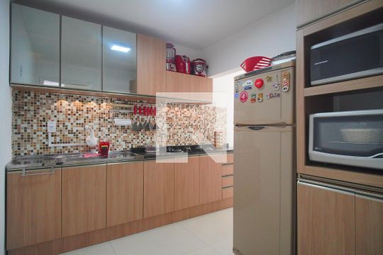 Cozinha de apartamento à venda com 2 quartos, 75m² em Rio Branco, Novo Hamburgo