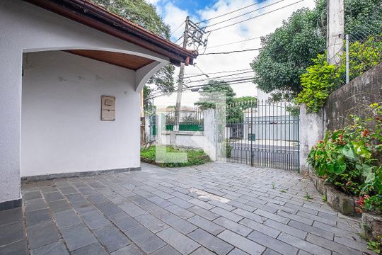 Garagem de casa à venda com 3 quartos, 385m² em Vila Madalena, São Paulo