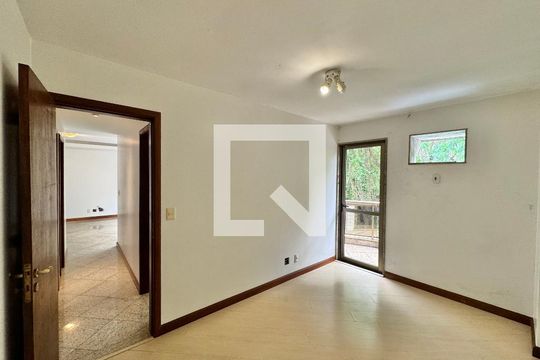 Suíte de apartamento à venda com 3 quartos, 110m² em Recreio dos Bandeirantes, Rio de Janeiro