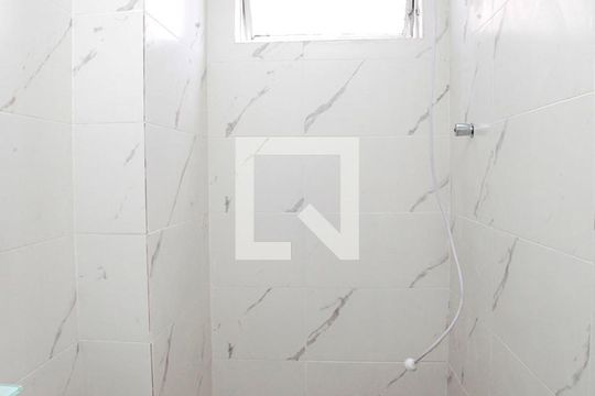 Banheiro de kitnet/studio para alugar com 1 quarto, 30m² em Centro Histórico, Porto Alegre