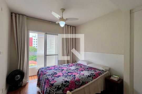 Quarto de apartamento à venda com 1 quarto, 53m² em Pinheiros, São Paulo
