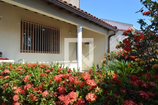 Jardim de casa de condomínio à venda com 3 quartos, 360m² em Taquara, Rio de Janeiro