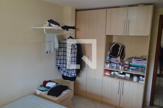 Quarto 1 de casa de condomínio à venda com 3 quartos, 360m² em Taquara, Rio de Janeiro