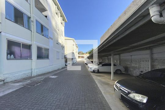 Garagem de apartamento para alugar com 2 quartos, 958m² em Rondônia, Novo Hamburgo