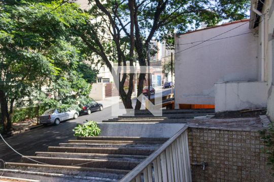 Vista  de casa para alugar com 3 quartos, 209m² em Pompeia, São Paulo