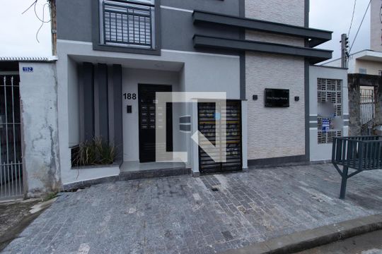 Fachada de apartamento à venda com 1 quarto, 24m² em Parque Vitoria, São Paulo