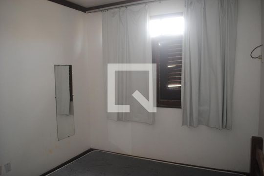Suite 2  de casa para alugar com 10 quartos, 800m² em Praia do Flamengo, Salvador
