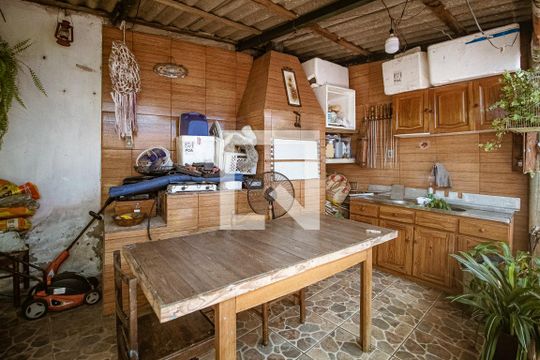 Área comum - Churrasqueira de casa à venda com 4 quartos, 240m² em Campo Novo, Porto Alegre