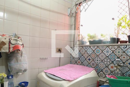 Lavanderia de apartamento à venda com 3 quartos, 60m² em Vila Palmares, Santo André
