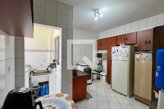 Cozinha de apartamento à venda com 2 quartos, 100m² em Vila Romana, São Paulo