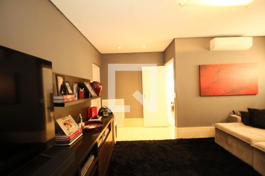 Sala 2 de casa de condomínio à venda com 4 quartos, 270m² em Jardim Panorama, São Paulo