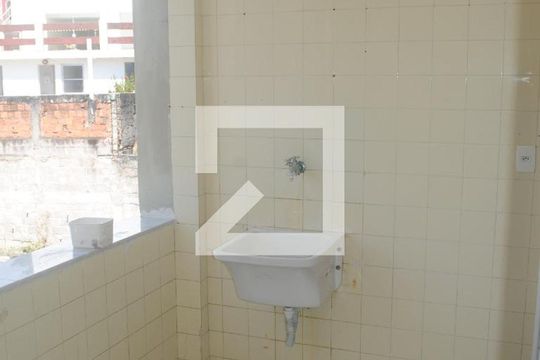 Area de serviço de apartamento para alugar com 4 quartos, 100m² em Costa Azul, Salvador