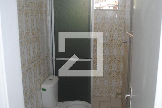 Banheiro da Suíte de apartamento para alugar com 4 quartos, 100m² em Costa Azul, Salvador