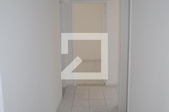 Corredor dos Quartos de apartamento para alugar com 4 quartos, 100m² em Costa Azul, Salvador