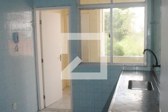 Cozinha de apartamento para alugar com 4 quartos, 100m² em Costa Azul, Salvador