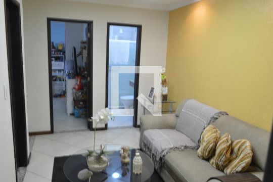 Saleta de casa de condomínio à venda com 3 quartos, 450m² em Pechincha, Rio de Janeiro