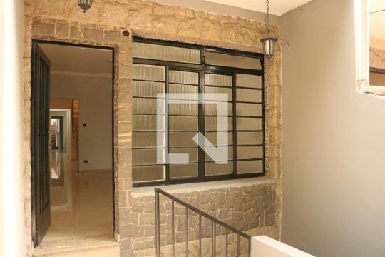 Varanda de casa para alugar com 4 quartos, 210m² em Perdizes, São Paulo