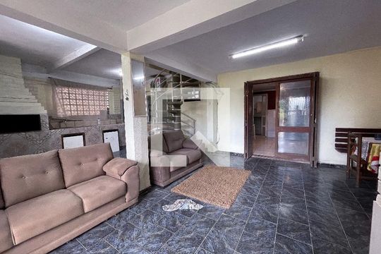 Casa à venda com 3 quartos, 197m² em Santos Dumont, São Leopoldo