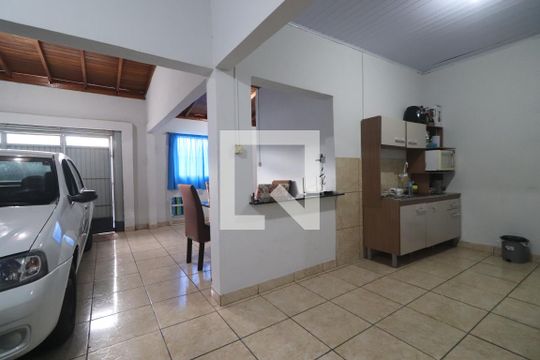 Cozinha 2 de casa à venda com 3 quartos, 370m² em Canudos, Novo Hamburgo